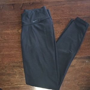 Nike black leggings